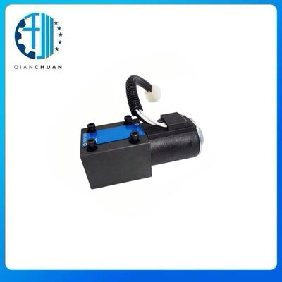 Solenoïde klep 3EB-15-58611 voor Komatsu FD10-18-20 FD20/25-17 FD20H/25H-16 FD20N/25N-16 FD30-16 Spare delen voor vorkheftrucks